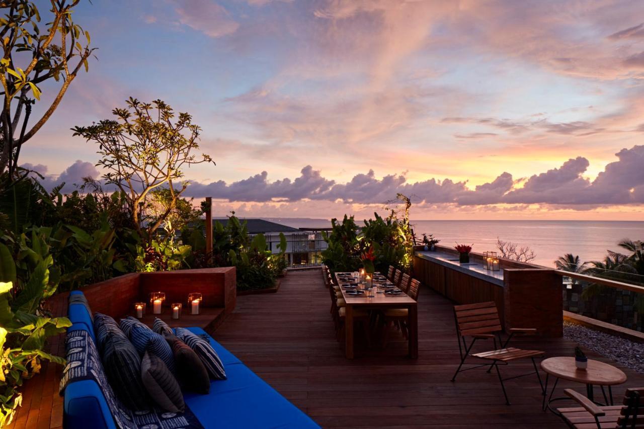 Potato Head Suites & Studios Seminyak Exterior foto The Deck at the Westin Maldives